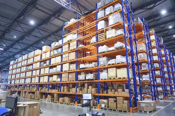 Automated plant for the production of storage systems and metal structures